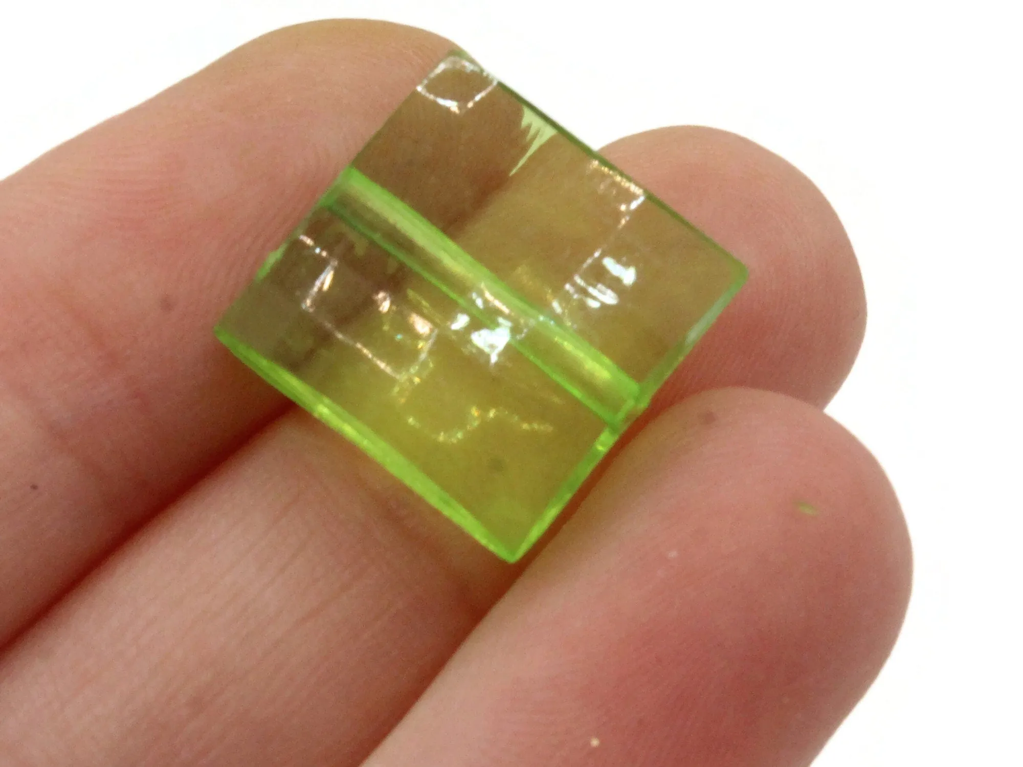 12 16mm Green Acrylic Gems Faceted Square Jewel Beads