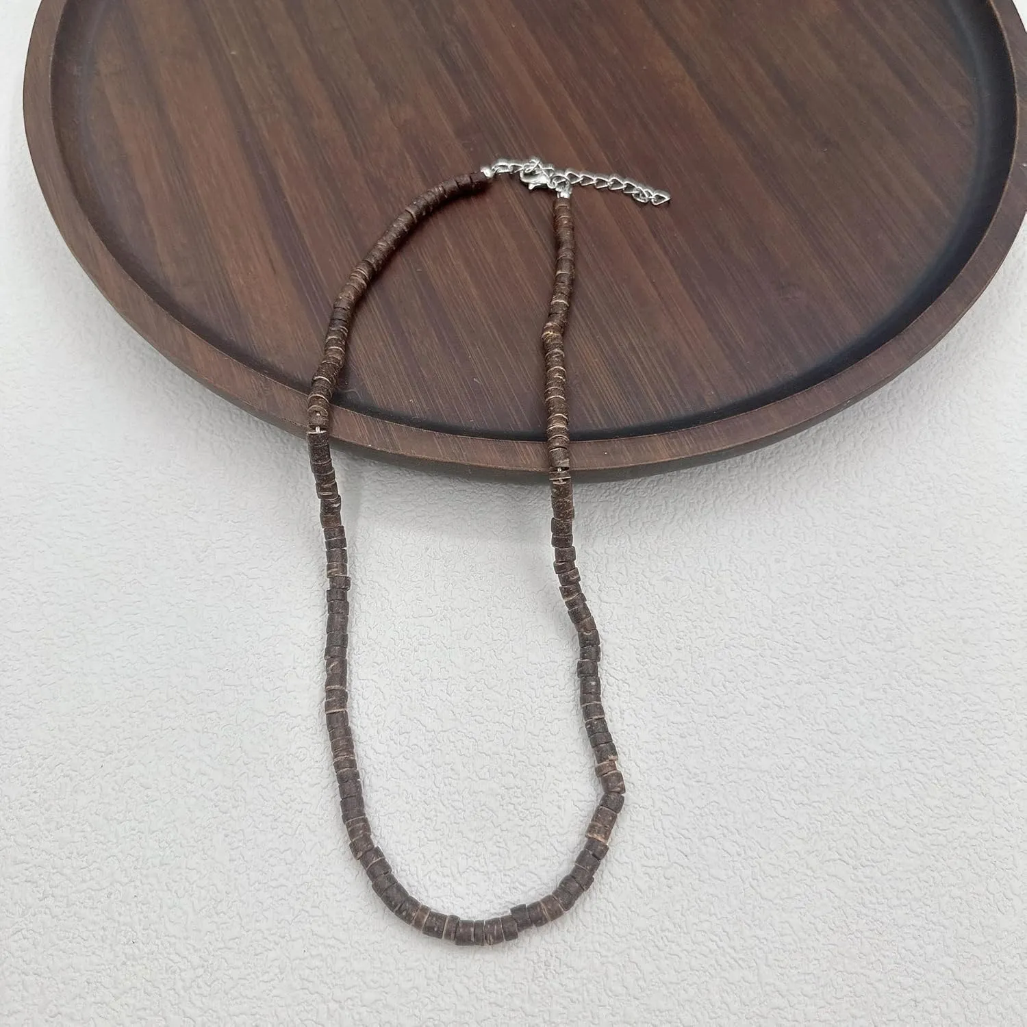 DATOA Puka Shell Necklace for Women Men Summer Surfer Beaded Necklace Coconut Shell Seashell Beads Necklace Beach Jewelry