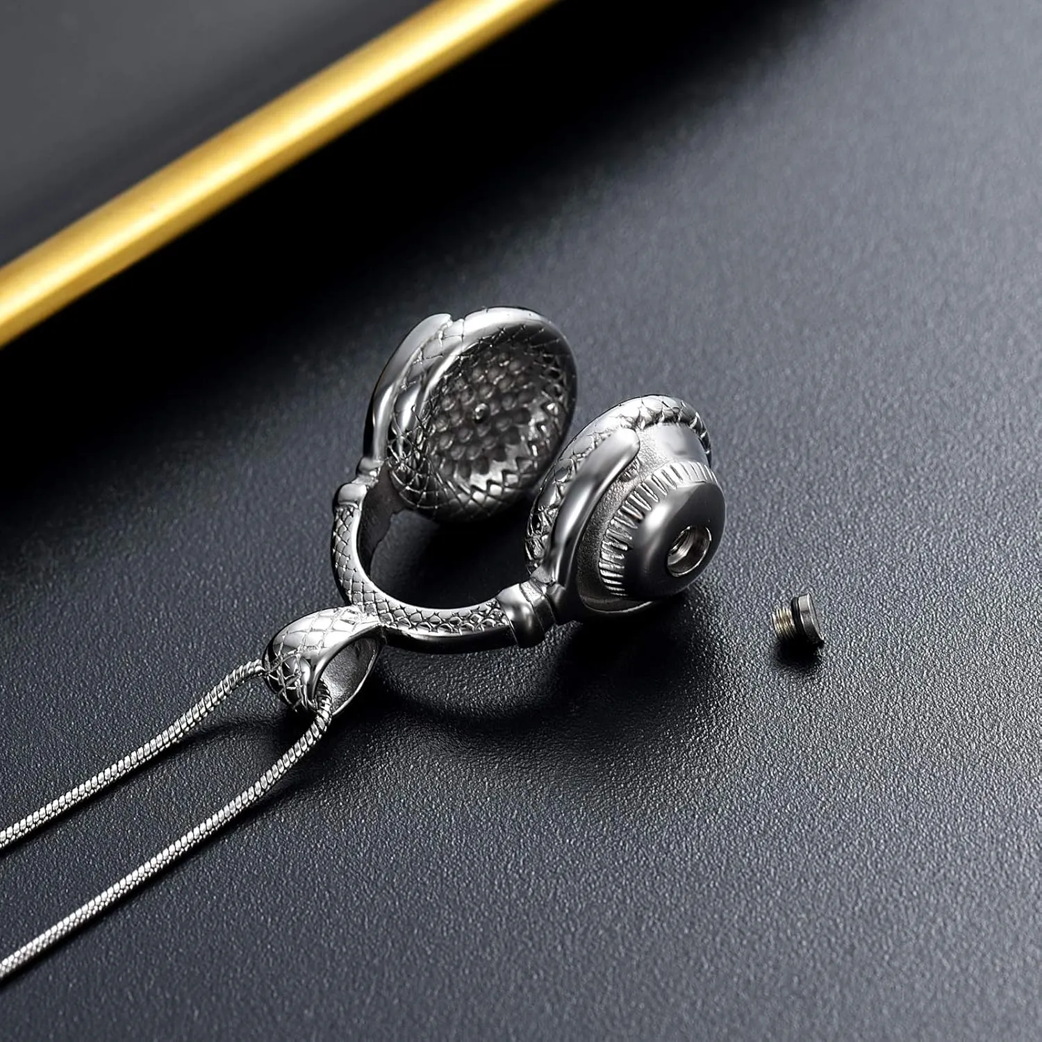 Headphone Urn Necklace for Ashes Music Headset Cremation Jewelry Stainless Steel Keepsake Memorial Necklace Ash Pendants for Men Women Gifts